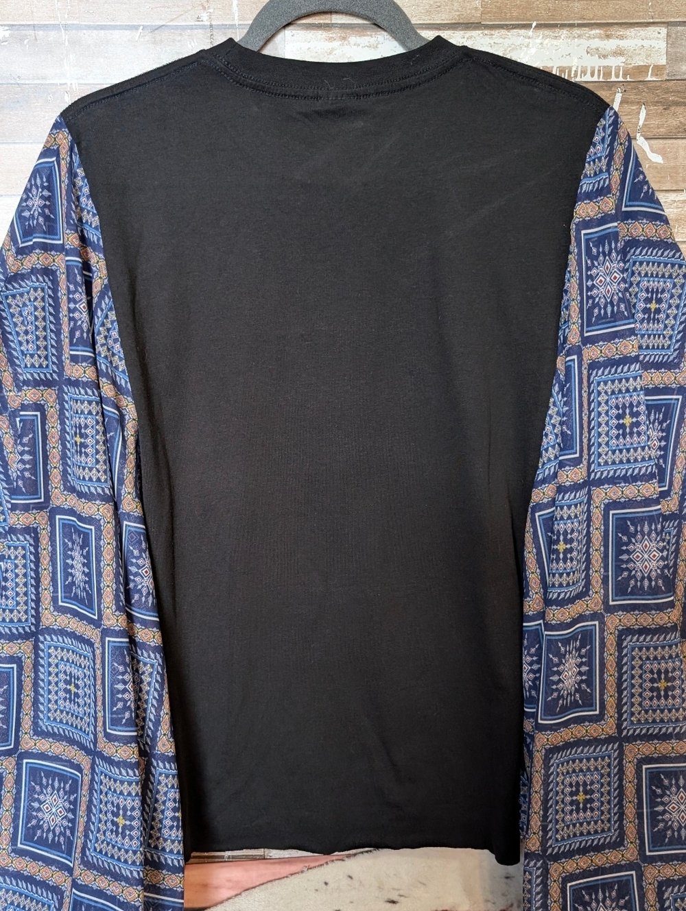 New Handcrafted Eric Clapton Graphic With Boho Bat Winged Sleeves - Picture 8 of 10